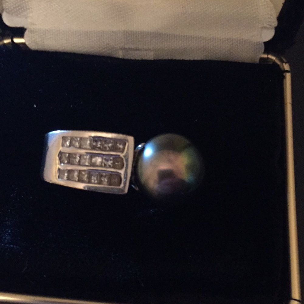 Diamond and pearl ring - Picture 2 of 5